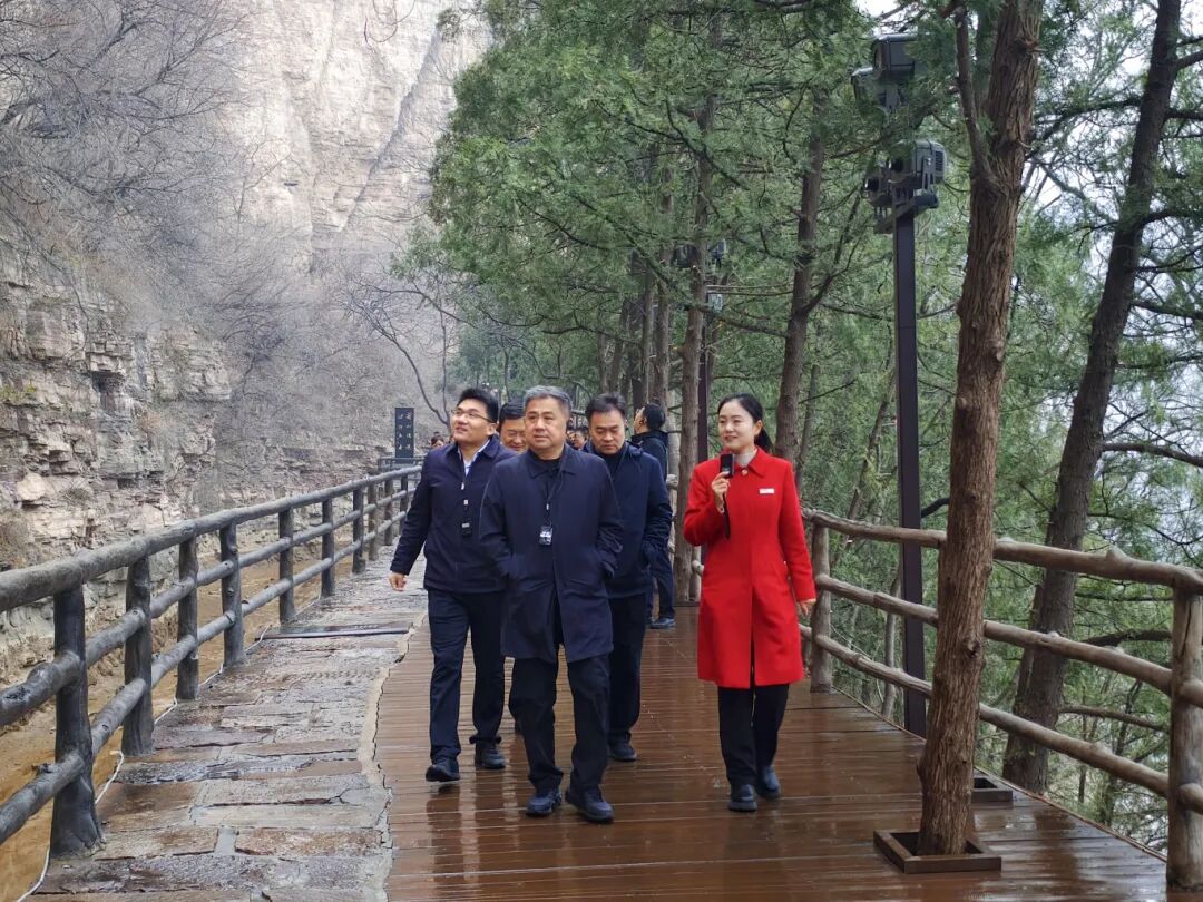 >吉林省松原市委书记陈强带队到河南红旗渠干部学院学习考察